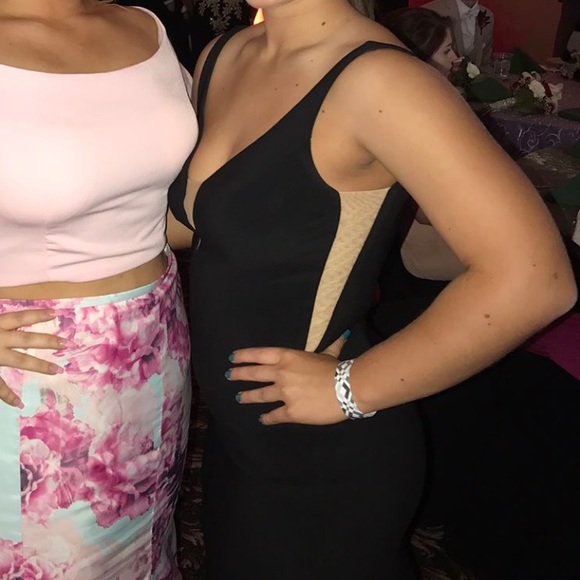 Sherri Hill Prom Dress - Picture 4 of 5